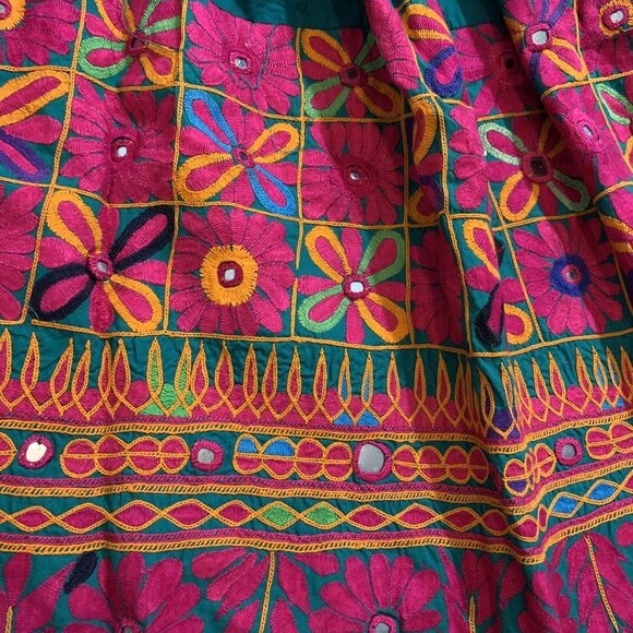 CUTE Artistic KIDS Hand Vibrantly Hand Embroidered LEHENGA 2 Piece Set - Picture 2 of 6